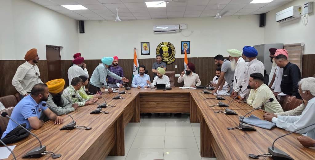 OSD Sukhveer Singh hears grievances of Dhuri residents